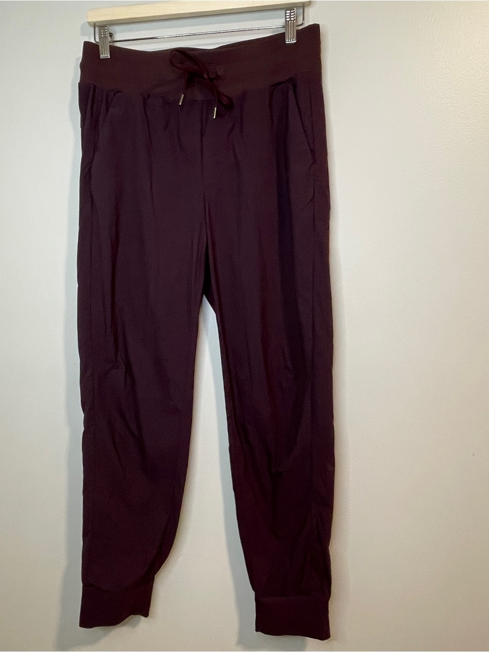 CRZ YOGA Women's Jogger Pants in Plum